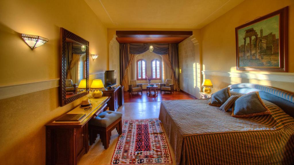 فندق بيت الدينفي  قصر مير أمين الغرفة الصورة